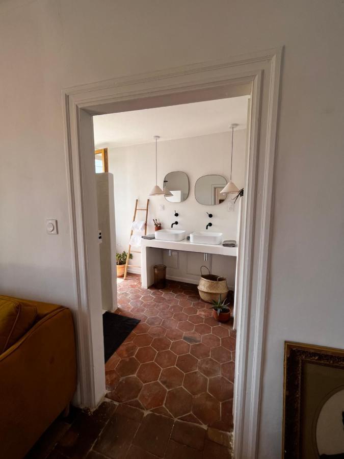 Les Roches Bed & Breakfast Compregnac Luaran gambar
