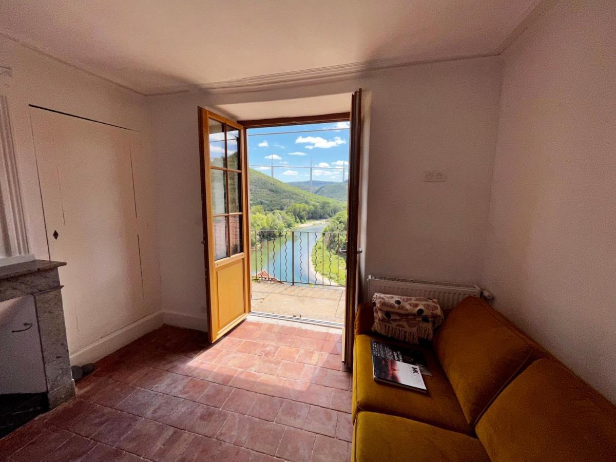Les Roches Bed & Breakfast Compregnac Luaran gambar