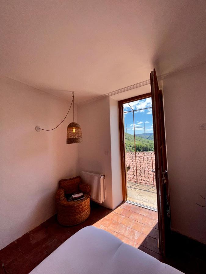 Les Roches Bed & Breakfast Compregnac Luaran gambar